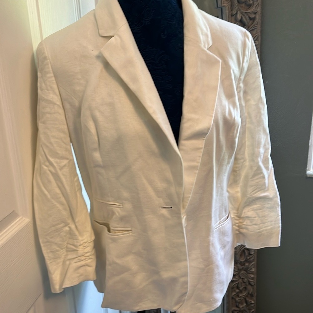 EUC white/cream linen Nine West blazer size 12